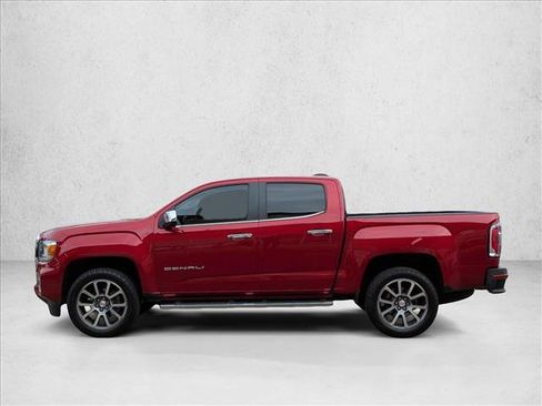 Used 2022 GMC Canyon Denali image 8