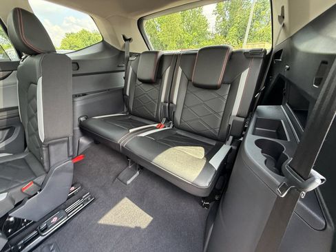 Used 2026 Volkswagen Atlas Peak Edition AWD/4WD image 25
