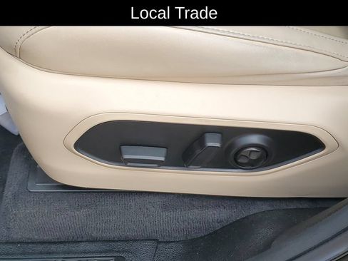 Used 2022 Jeep Grand Cherokee L Limited AWD/4WD image 6