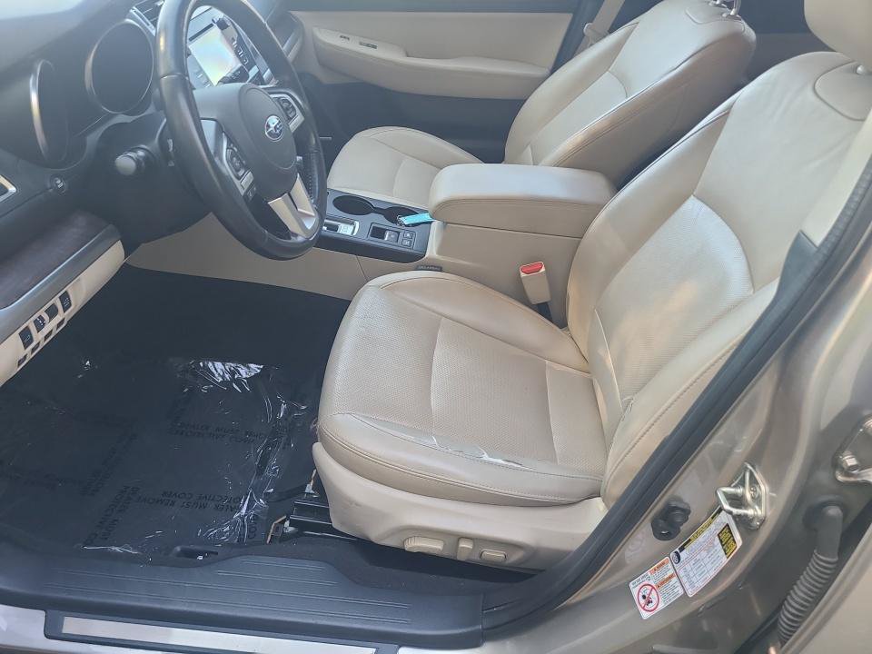 Used 2016 Subaru Outback 2.5i Limited AWD/4WD image 30