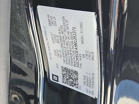 Used 2021 Chevrolet Colorado LT w/ Fleet Safety Package image 37