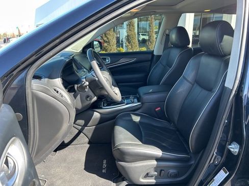 Used 2019 INFINITI QX60 Luxe w/ Essential Package image 16