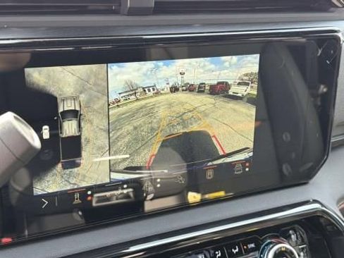 New 2026 GMC Sierra 2500 AT4 w/ Max Trailering Package AWD/4WD image 23