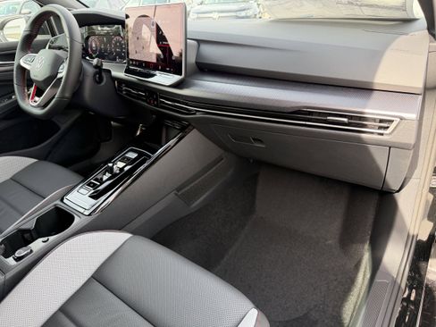 New 2026 Volkswagen GTI SE image 10