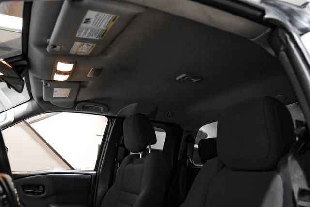 Used 2022 Nissan Frontier S w/ Technology Package RWD image 32