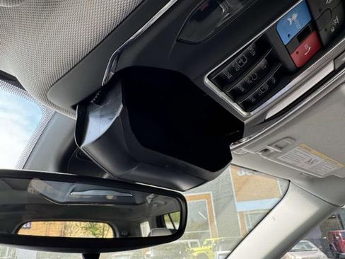 Used 2022 Jeep Grand Cherokee L Limited image 23