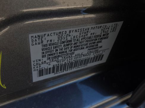 Used 2010 Ford Taurus SEL image 16
