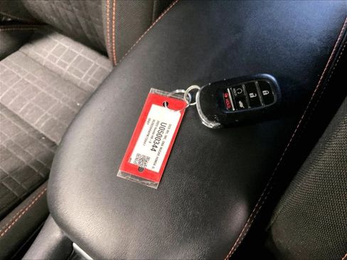 Used 2023 Honda HR-V Sport image 29