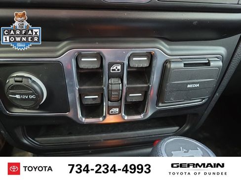 Used 2021 Jeep Wrangler Unlimited Sport image 33