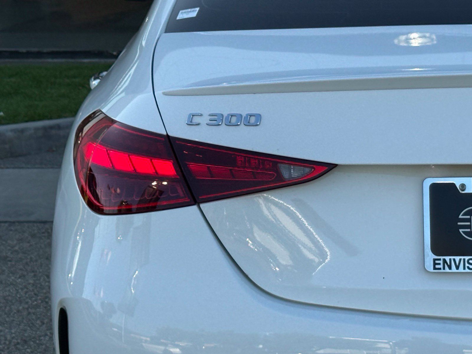 Used 2022 Mercedes-Benz C 300 Sedan image 11