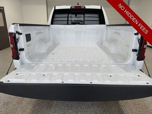 New 2026 RAM 1500 Big Horn AWD/4WD image 25