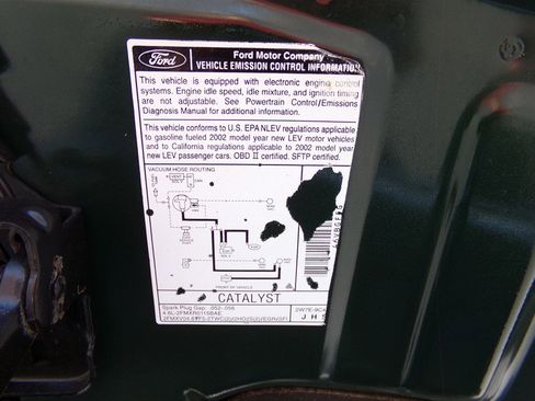 Used 2002 Lincoln Town Car Signature image 60