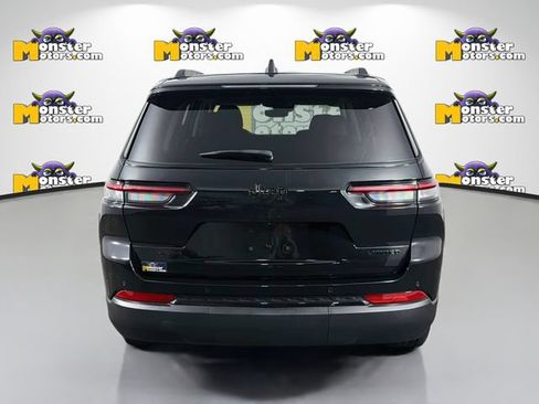 Used 2023 Jeep Grand Cherokee L Limited AWD/4WD image 6
