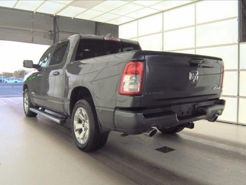 Used 2022 RAM 1500 Big Horn AWD/4WD image 4