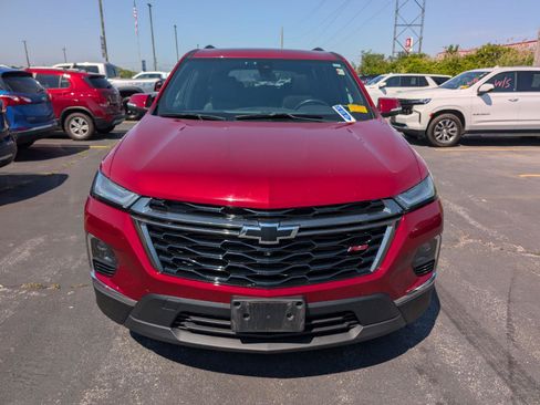 Used 2023 Chevrolet Traverse RS AWD/4WD image 2