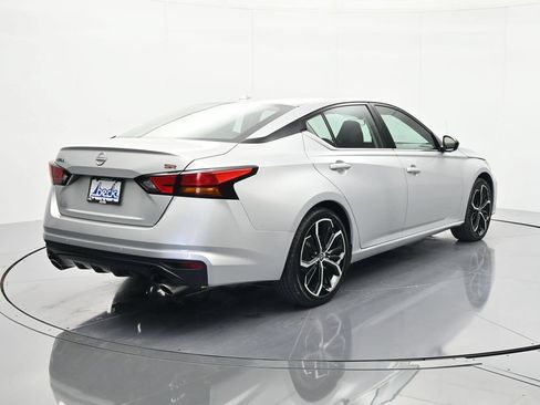 Certified 2024 Nissan Altima 2.5 SR FWD image 5