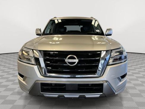 Used 2021 Nissan Armada SV image 4