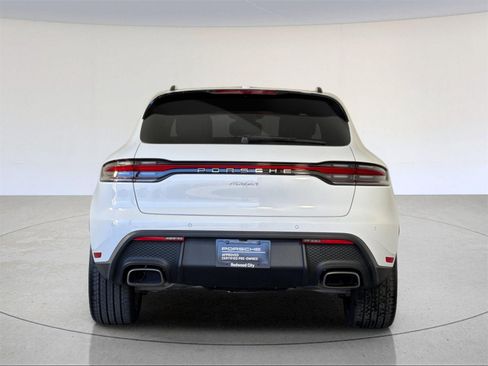 Used 2025 Porsche Macan image 7