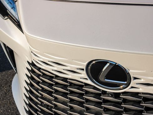 Used 2025 Lexus RX 350 Premium image 11