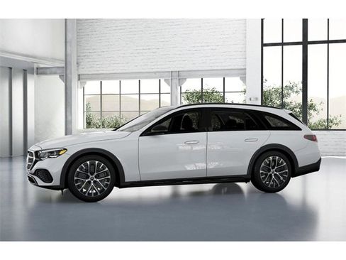 New 2025 Mercedes-Benz E 450 4MATIC All-Terrain Wagon image 36