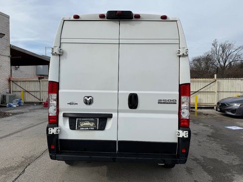 Used 2023 RAM ProMaster 2500 image 5