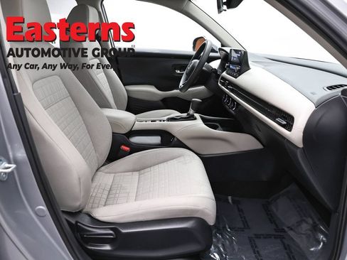 Used 2025 Honda HR-V LX image 23
