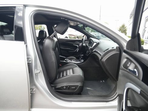 Used 2017 Buick Regal GS w/ Driver Confidence Package #2 image 19