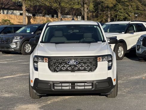 New 2025 Ford Maverick XL image 2