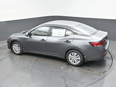 Certified 2025 Nissan Sentra S image 33