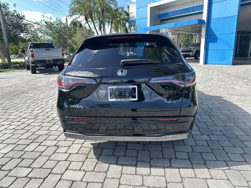 Used 2023 Honda HR-V EX-L image 16