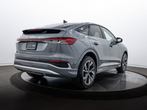 Certified 2023 Audi Q4 e-tron Prestige image 4