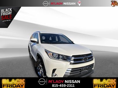 Used 2017 Toyota Highlander Limited Platinum