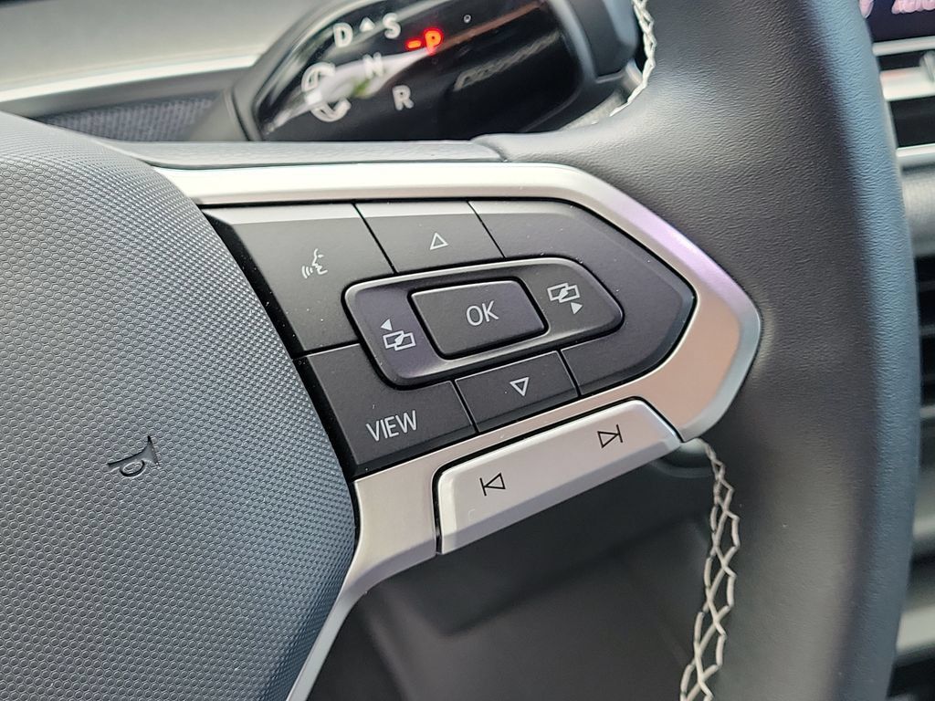 Used 2026 Volkswagen Tiguan S FWD image 26