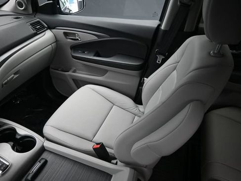 Used 2022 Honda Ridgeline RTL-E image 11
