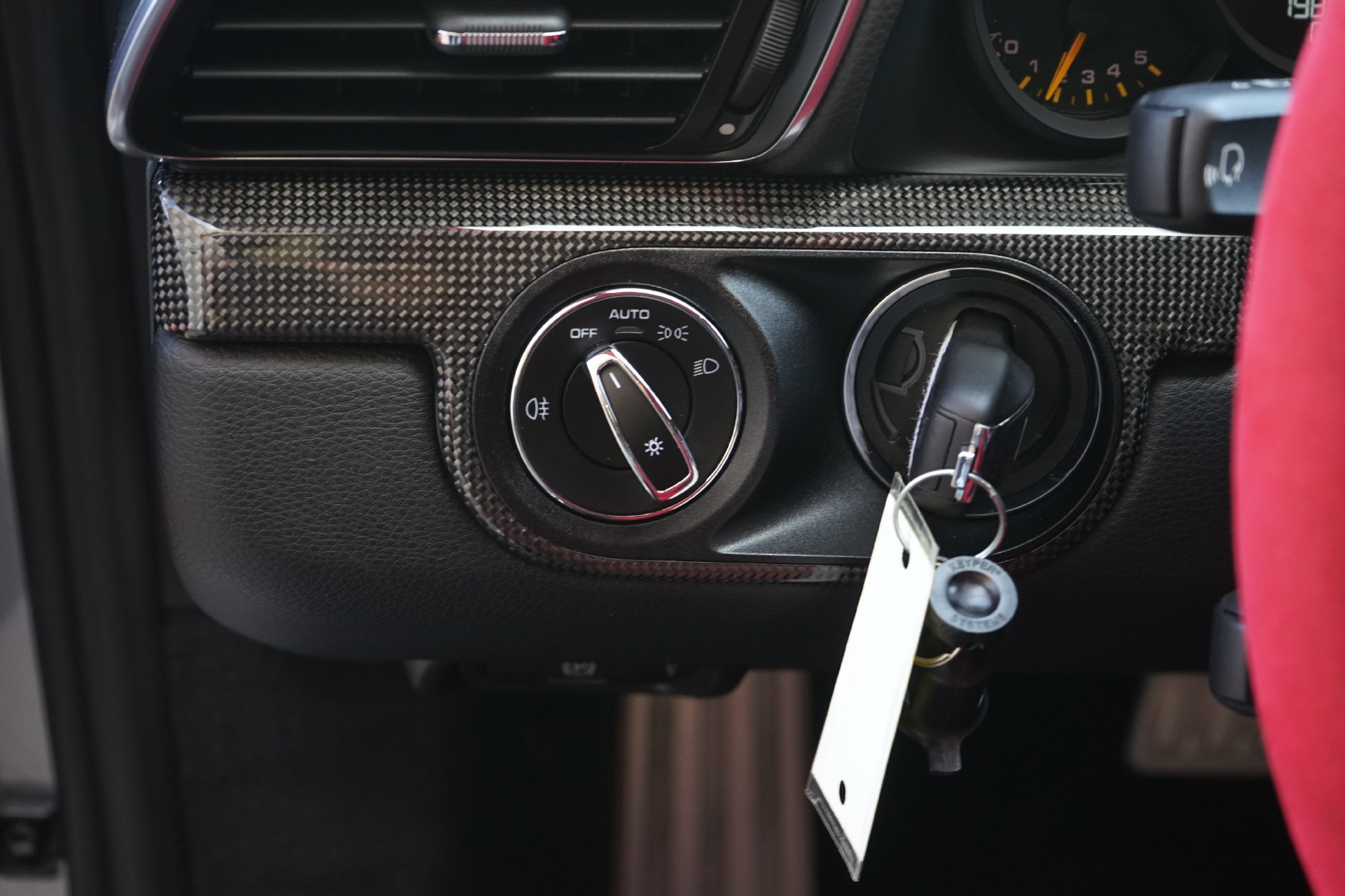 Used 2018 Porsche 911 GT2 RS RWD image 33