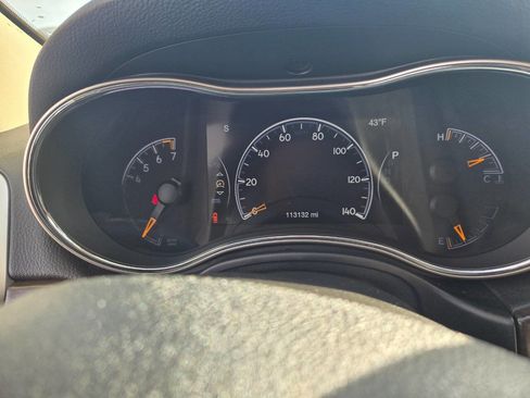 Used 2017 Jeep Grand Cherokee Limited w/ Trailer Tow Group IV image 23