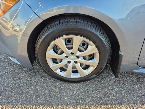 Used 2022 Toyota Corolla LE FWD image 26