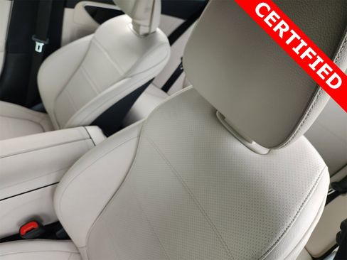 Certified 2025 Mercedes-Benz C 300 Sedan image 16