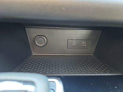 Used 2022 Nissan Pathfinder SV AWD/4WD image 22