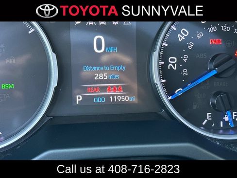 Used 2021 Toyota RAV4 XLE w/ Convenience Package AWD/4WD image 30