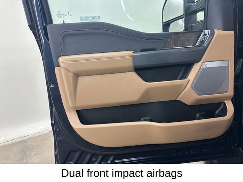 Used 2023 Ford F450 Lariat w/ Lariat Ultimate Package image 31