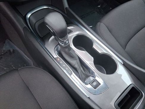 Used 2023 Chevrolet Malibu LT image 12