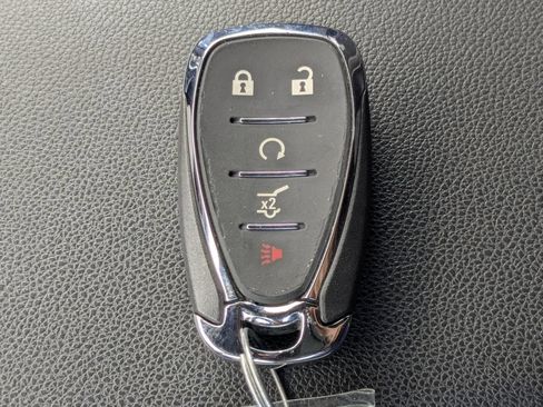 Used 2023 Chevrolet TrailBlazer RS w/ Sun and Liftgate Package FWD image 40