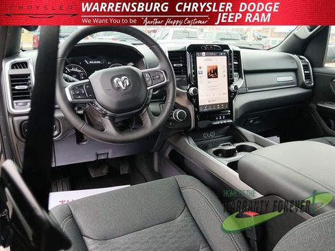 New 2026 RAM 1500 4x4 Crew Cab image 16