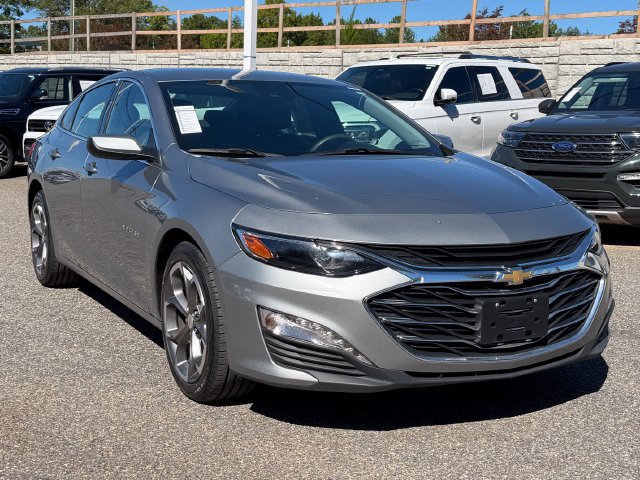 Used 2024 Chevrolet Malibu LT FWD image 7