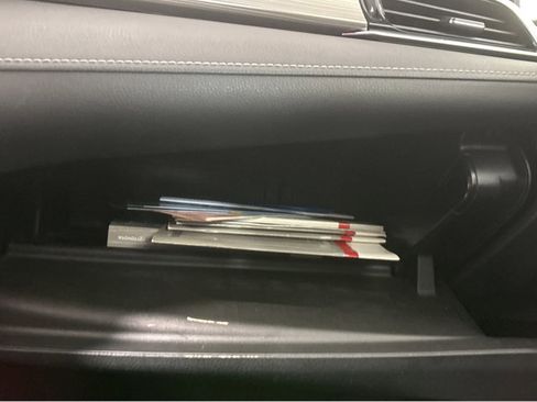 Used 2018 Toyota Camry SE image 37