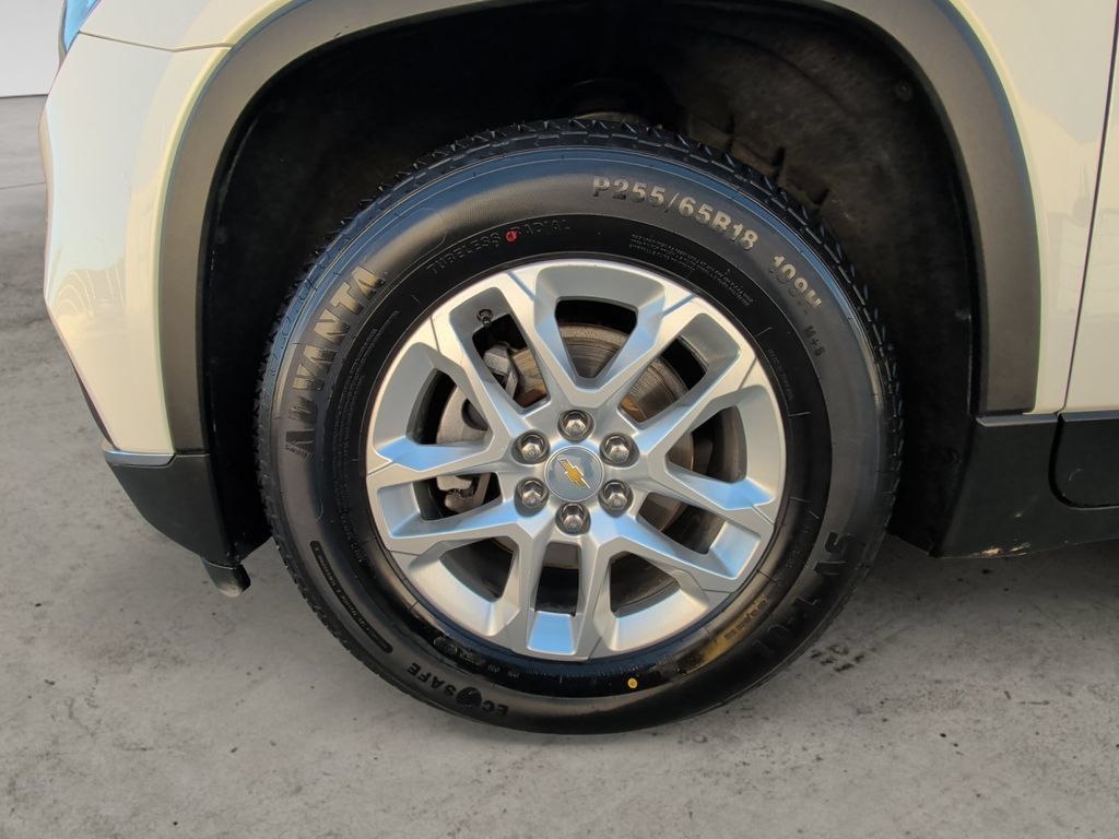 Used 2019 Chevrolet Traverse LT AWD/4WD image 9