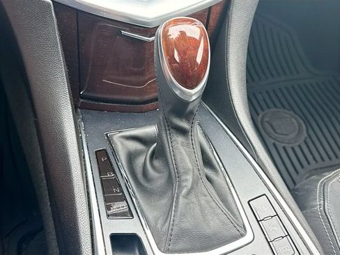 Used 2015 Cadillac SRX Luxury w/ Driver Awareness Package FWD image 24