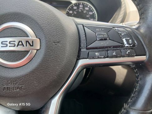 Used 2021 Nissan Sentra SV FWD image 29