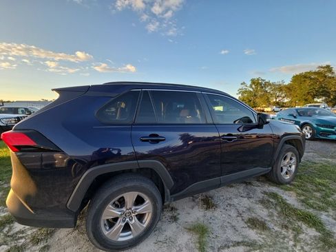 Used 2022 Toyota RAV4 XLE FWD image 3